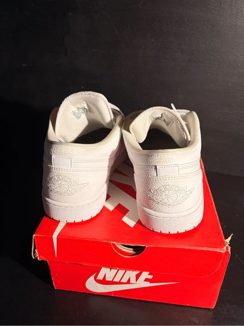 Nike Men’s White Low-Top Leather Sneakers